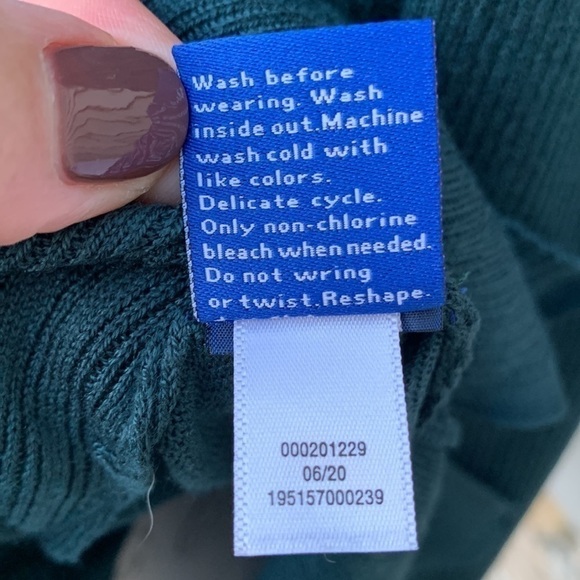 APT. 9® Women’s Ribbed Side Panel Turtleneck Sweater - Knight Green - Picture 12 of 13